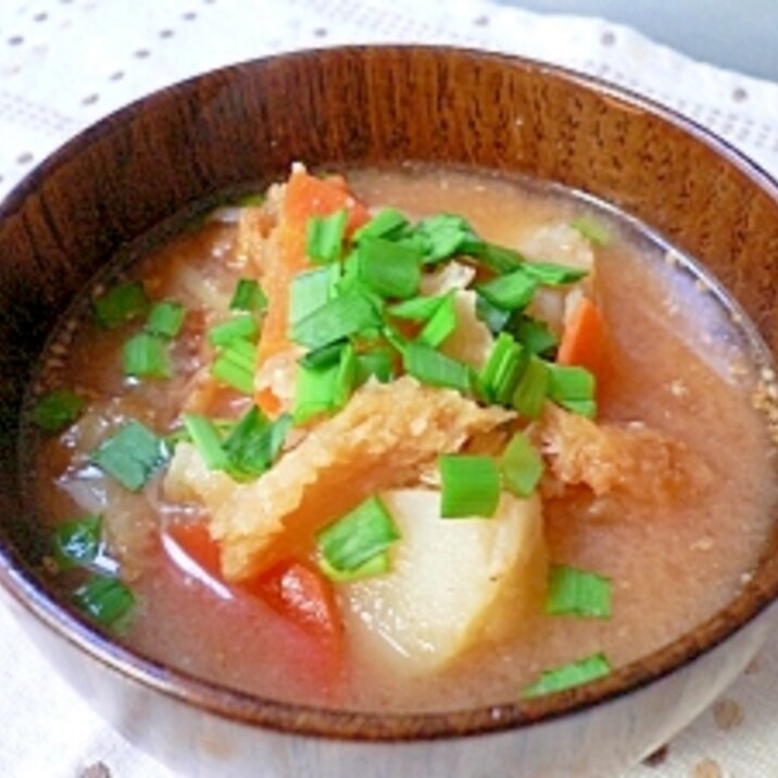 干し鱈とじゃが芋のピリ辛味噌スープ